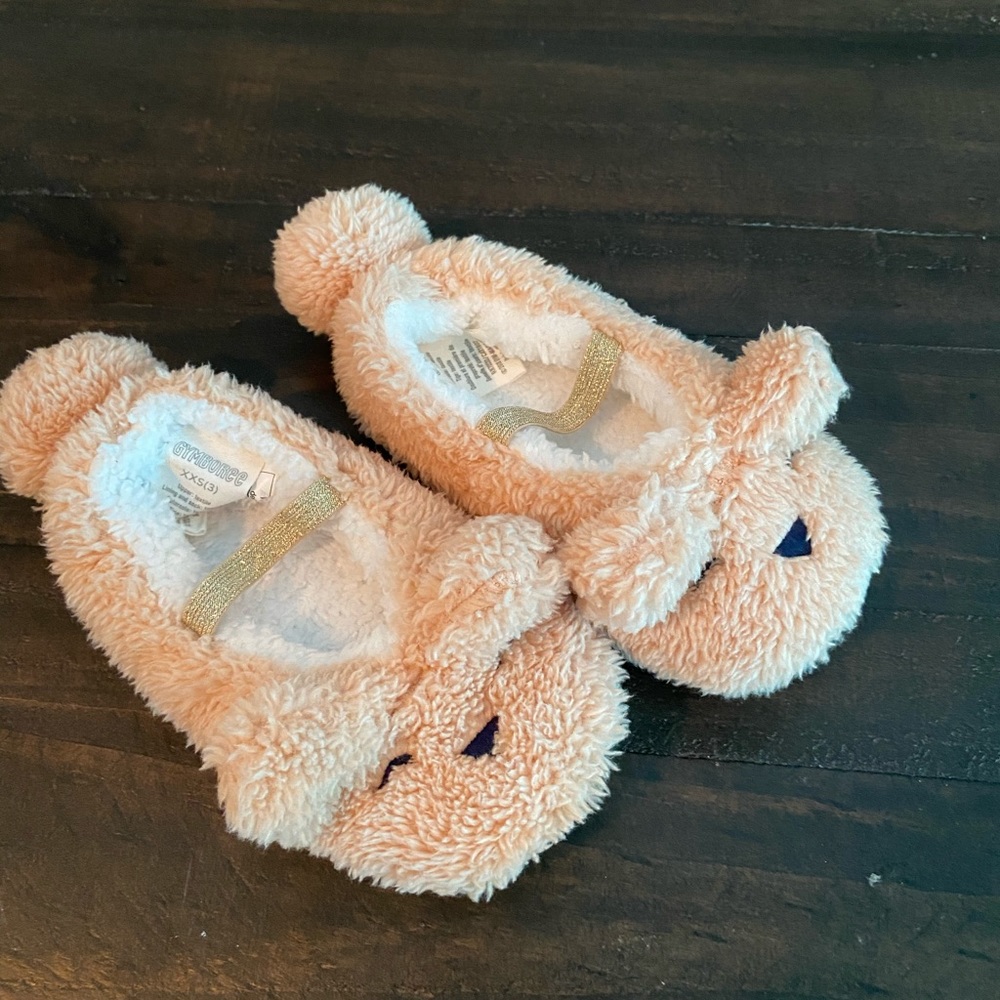 Girls slippers